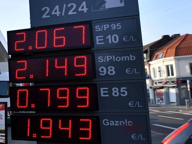 SIGNEZ POUR LE BLOCAGE IMMÉDIAT DES PRIX DU CARBURANT !